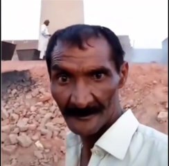 MY FRND WHEN HE SEE HIS CRUSH WITH ON ANOTHER BOY 