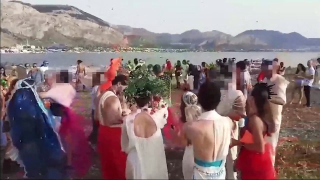 Il video dell'incredibile party in spiaggia nella riserva naturale Lipu