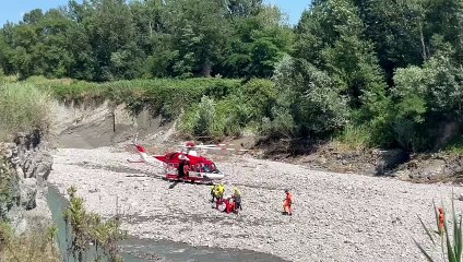 Tragico Incidente: Ragazzo Annegato nell'Enza, Corpo Recuperato 🆘