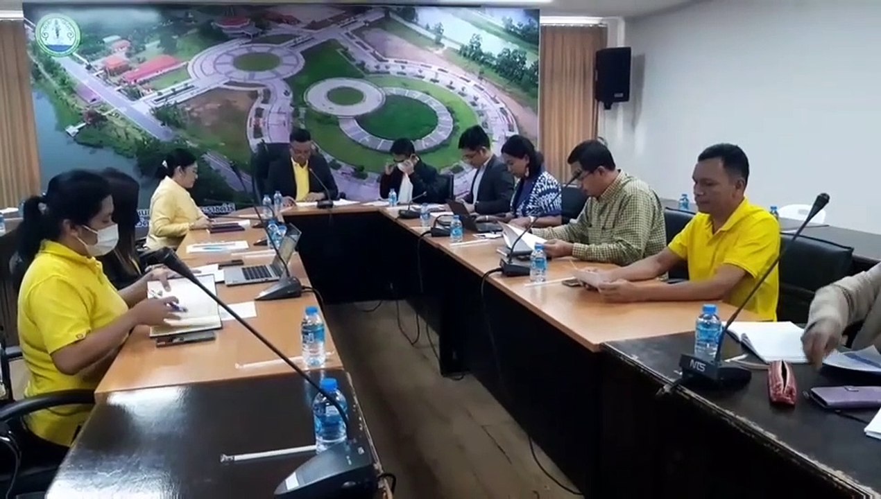 นายก อบจ.ชุมพร ตั้งคณะทำงาน ประสานการแก้ไขปัญหาสถานะสิทธิคนไทยพลัดถิ่นและประชากรกลุ่มเปราะบางจังหวัดชุมพร( คลิป )