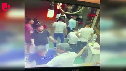 Download Video: Bir kişinin öldüğü, iki kişinin yaralandığı silahlı kavga kamerada