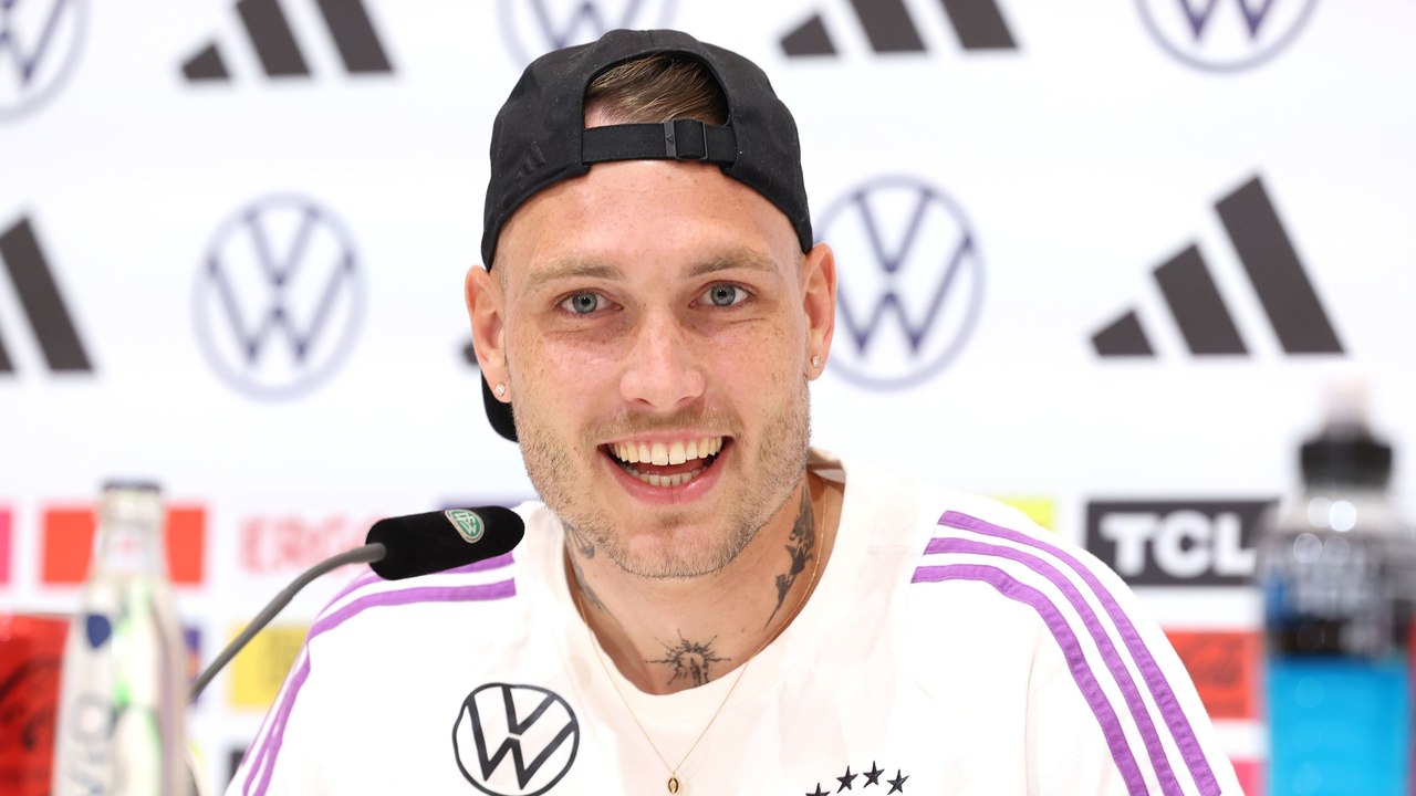 Raum über den viralen Clip mit seiner Oma: 'Sie hat kein Instagram oder TikTok'