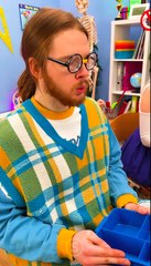 Être gentil avec un intello #shorts #LaLaLR #comédie