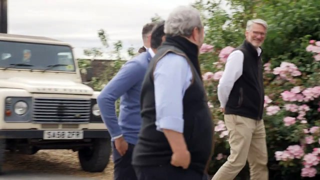 Sunak sniffs malt whiskey during visit to distillery