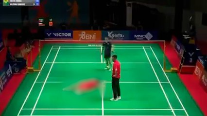 Zhang Zhijie, jugador chino de 17 años de badminton, pierde la vida en pleno partido