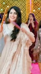 neelum munir dance video