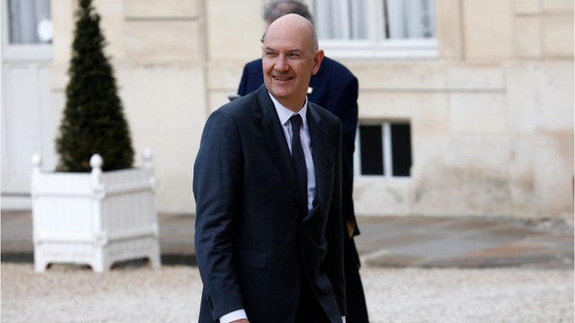 GALA VIDÉO - Pierre Lescure : quel résultat pour son frère Roland, candidat aux législatives ?