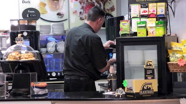 Brexit: Silence from politicians, disappointment for 'leave' voters ahead of UK election