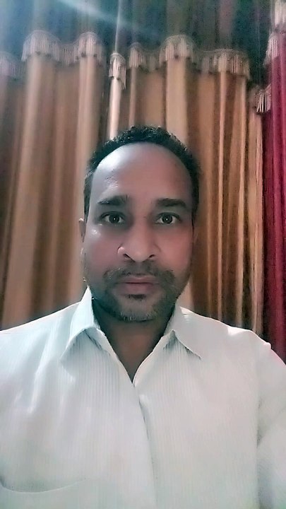 दरवाजा छोटा ही रहने दो अपने मकान का