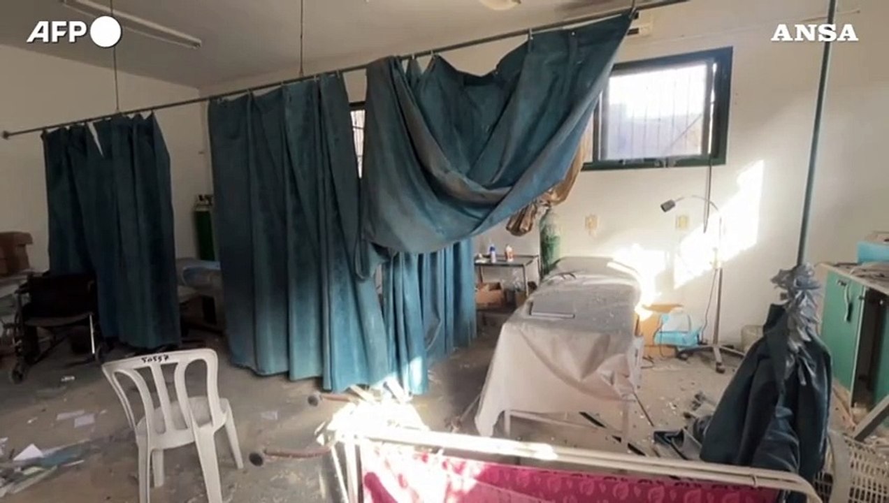 Gaza, le macerie dopo il raid notturno israeliano a Maghazi
