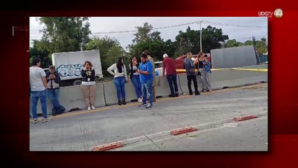 Volcadura de un camión de Trasporte de personal colapsa periférico y Acueducto