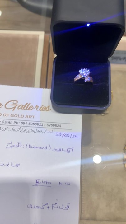 Daimond ring