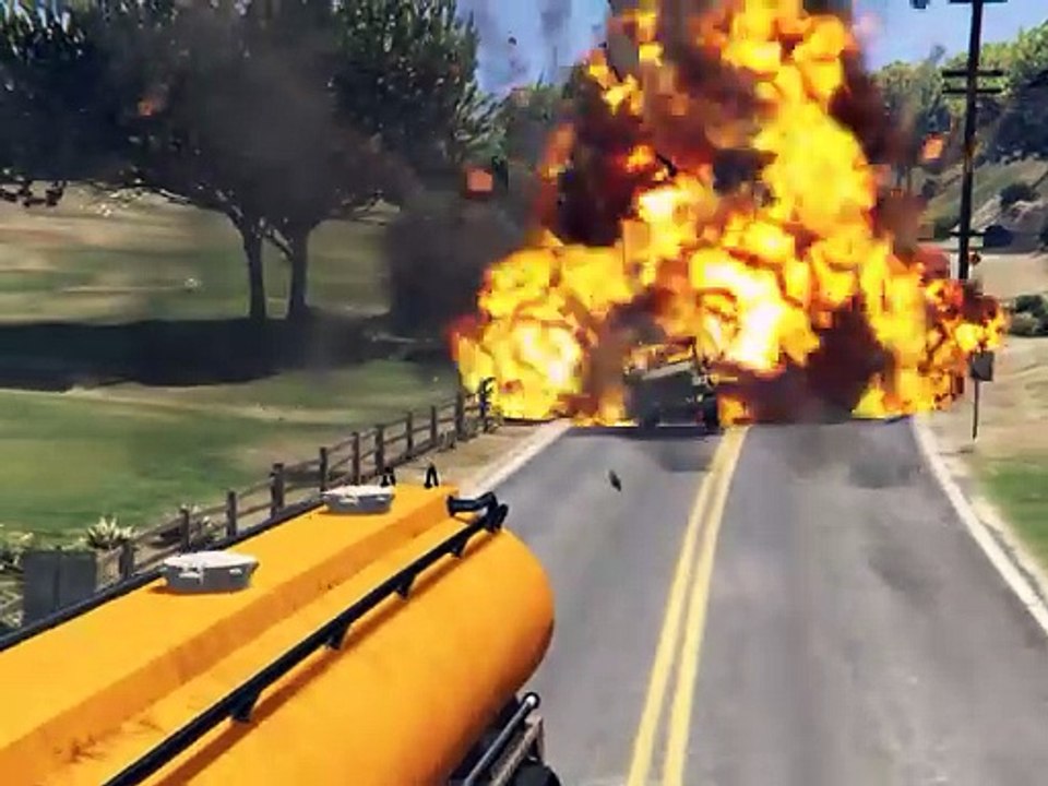 Ukrainian Fighter Jets and War Helicopters Attack on Russian Second Gas Supply Convoy - GTA 5