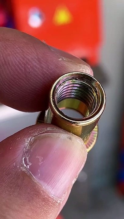 Riveting nuts