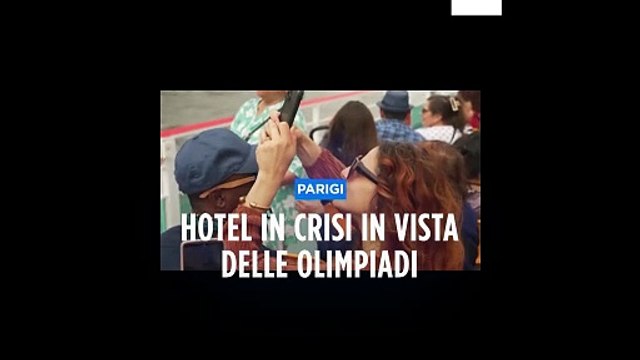 Francia, le Olimpiadi (e i prezzi alle stelle) fanno scappare i turisti da Parigi