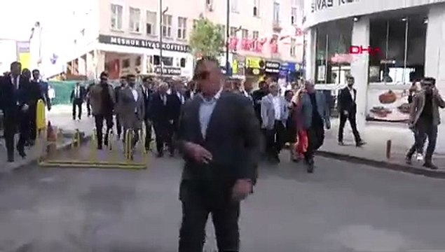 Madımak Katliamı 31. yılı: Sivas Katliamı'nda hayatını kaybedenler anılıyor