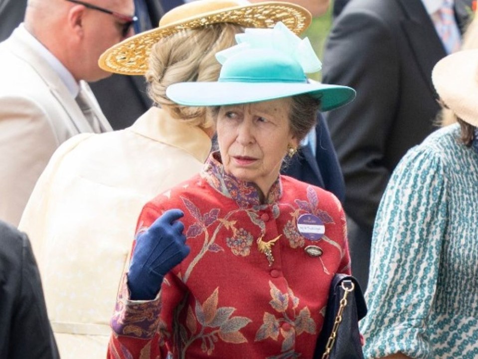 Tragische Wendung: Prinzessin Anne 'zutiefst traurig' über Reiseabsage