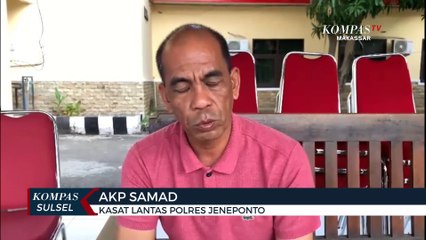 Truk Pengangkut Minuman Beralkohol Terbalik