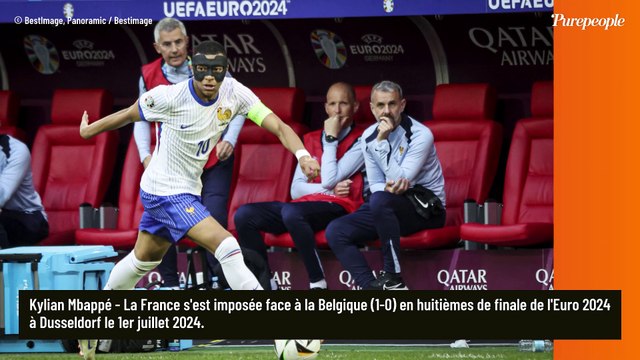 France - Belgique : Valérie Bègue, Pascal Obispo et Leïla Kaddour, supporters peinturlurés en bleu-blanc-rouge pour la victoire !