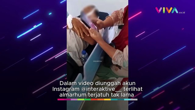 DETIK-DETIK Kepala Desa Ambruk Saat Salat di Masjid