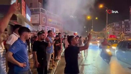 Bursa sokağa aktı! Gece boyu milli takım coşkusu...
