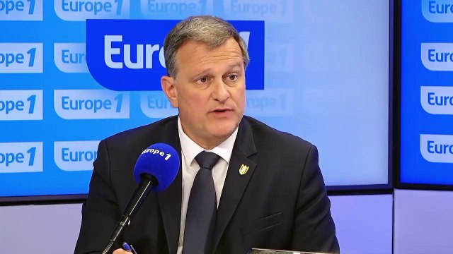 Pascal Praud et vous - Législatives 2024 : «Les gens ont peur du Nouveau Front populaire et d'Emmanuel Macron», assure Louis Aliot