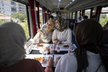 Turistik Tatvan Treni ile kültür yolculuğuna çıkın!