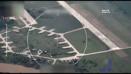 Mosca mostra il video di un attacco a una base aerea ucraina