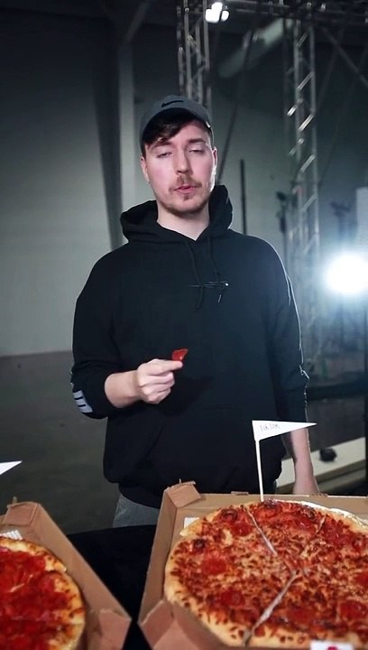 That TikTok pizza be looking week boyz