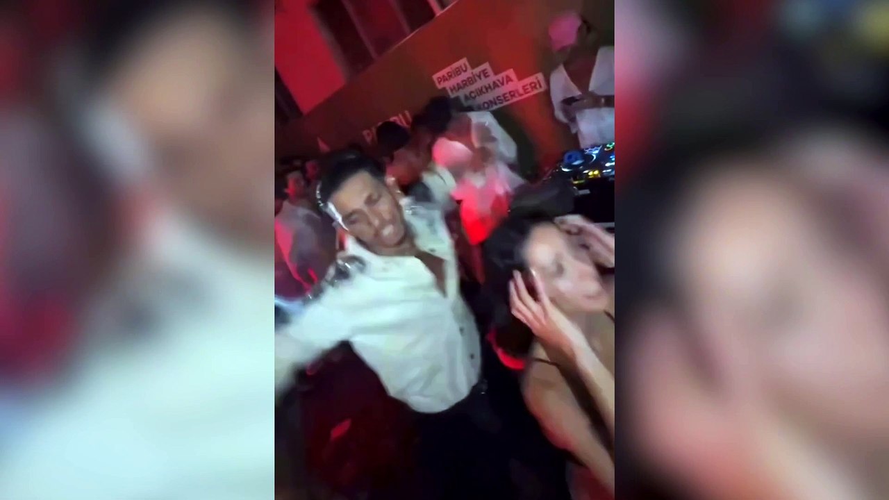 Zeynep Bastık'ın Baran Mengüç'le dansı sosyal medyada gündem oldu