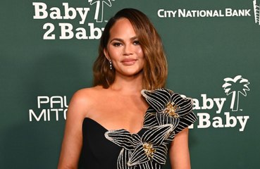 Chrissy Teigen jokes she needs to 'ice her hooha' after ziplining