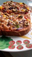 Bread Pizza Recipe | How To Make a Pizza At Home