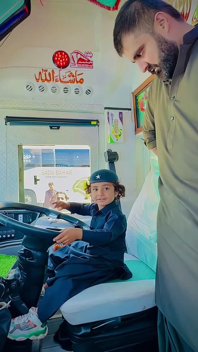 yah kya hua  #funny #video #trending #viral #funnyvideo #trendingvideo #viralvideo #comedy #comedyvideo #entertainment #entertainmentvideo