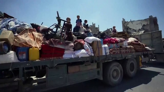 WATCH: The mass evacuation of Khan Younis