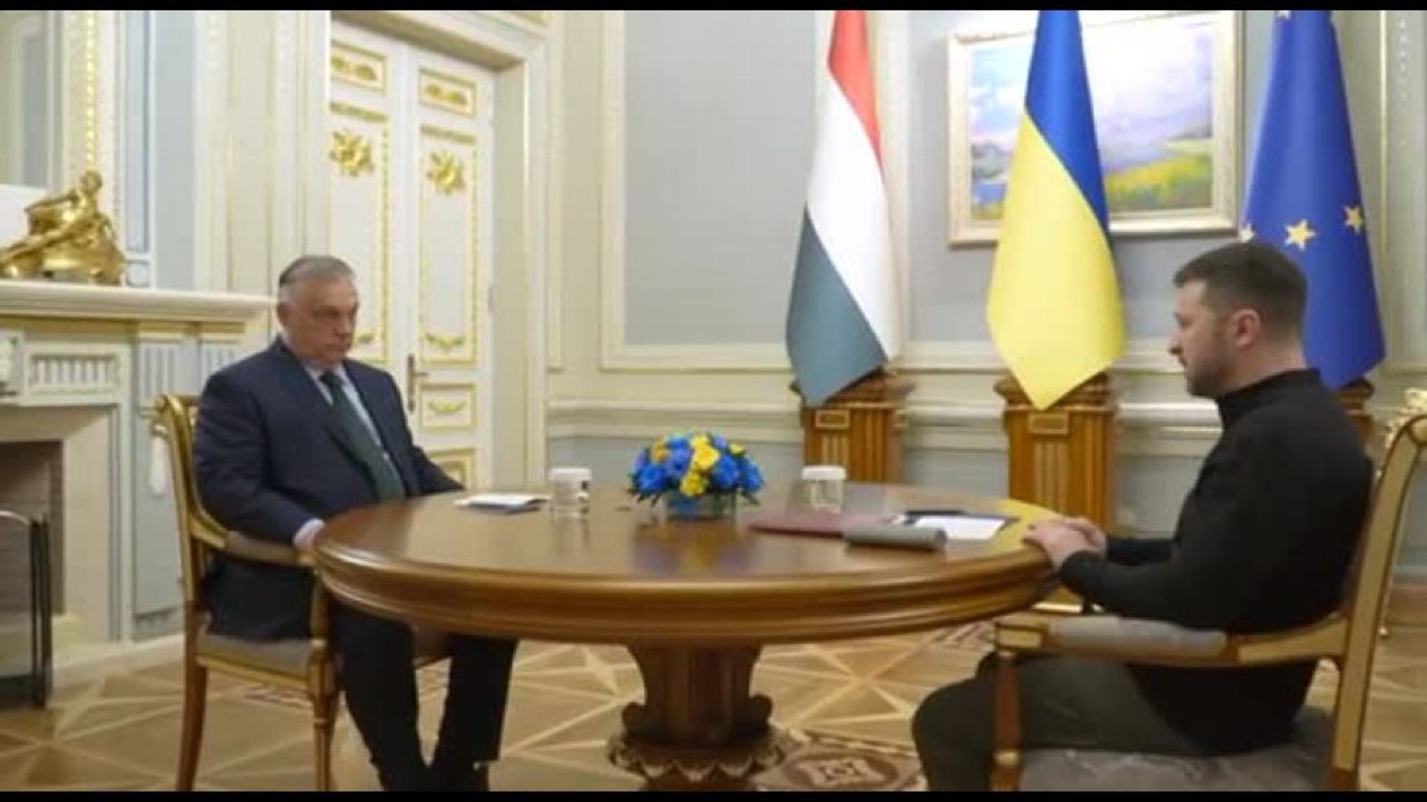 Faccia a faccia a Kiev tra Viktor Orban Volodymyr Zelensky