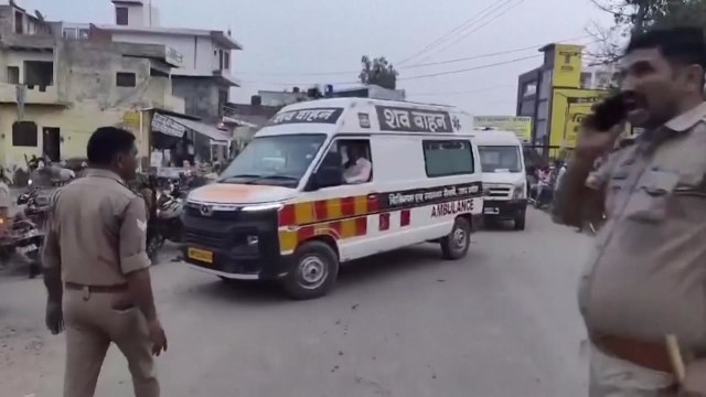 인도 북부 종교행사 압사 사고...현지 언론 116명 사망 / YTN