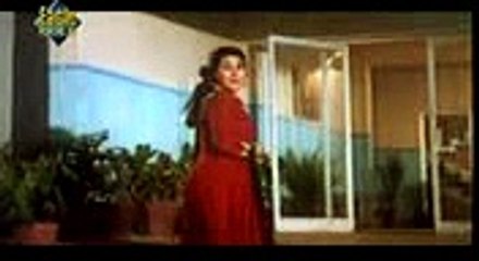 Kise meherban ne aa k meri zindagi saja di