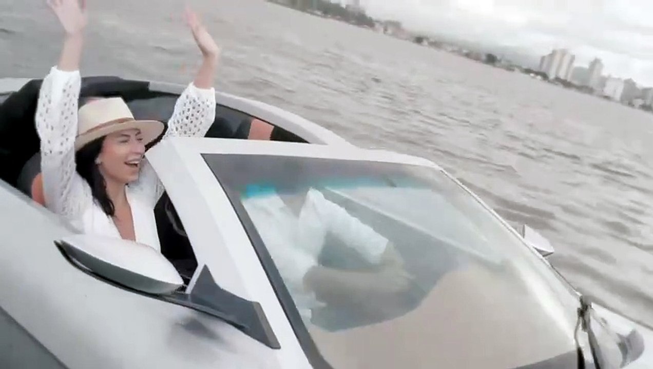 Carro-barco na Marina Itajaí Boat Show