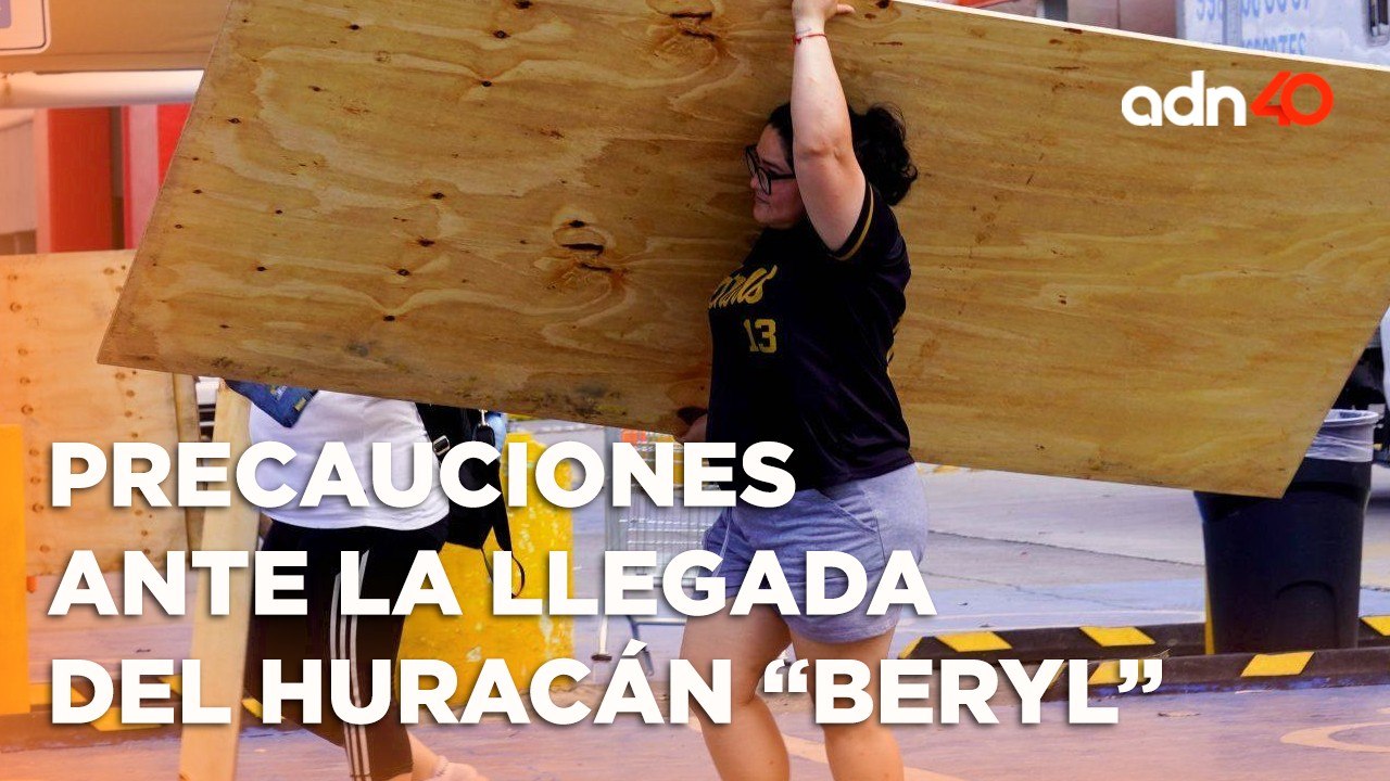 "Beryl" se degradó a huracán categoría 4, pero en Quintana Roo se preparan ante su llegada