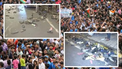 मुंबई में भारी भीड़ के बीच कई फैंस की हालत बिगड़ी, मरीन ड्राइव पर बिखरे पड़े जूते-चप्पल