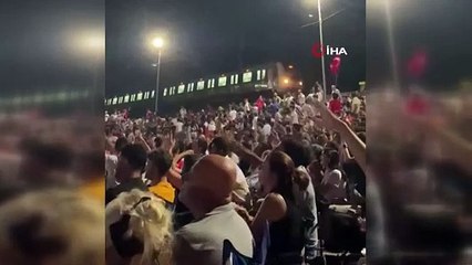 Makinist Marmaray’ı durdurdu, Avusturya zaferi coşkusuna ortak oldu