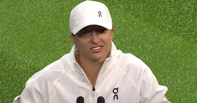Tennis - Wimbledon 2024 - Iga Swiatek : Je pourrais m'inspirer de Maria Sharapova en termes de business