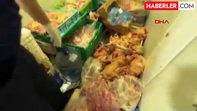 Avcılar'da Bozuk Tavuk Eti Deposu Bulundu