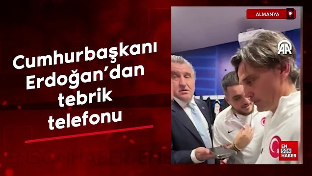 Cumhurbaşkanı Erdoğan'dan A Milli Futbol Takımı'na tebrik telefonu