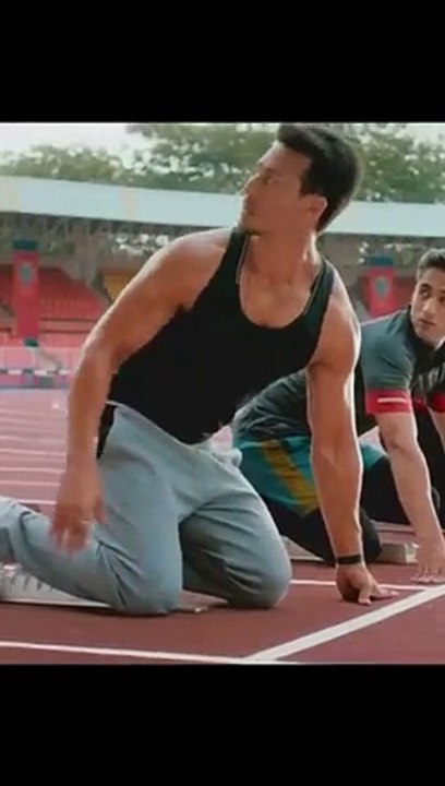 Race Viedeo Hrithk Roshan