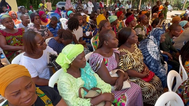 Myss Belmonde Dogo vole au secours des 133 familles sinistrées de l'inondation de San Pedro