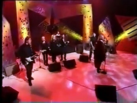 RENEE GEYER - I'm The Woman Who Loves You (Midday With Kerri-anne 1998)