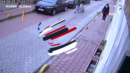 Kağıt toplama arabasıyla motosiklet hırsızlığı: O anlar kamerada