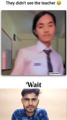 Class Room Mai Ladkiya Dance Kar Rahi hai