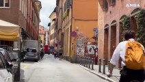 Sequestrata e violentata da tre ragazzi a Bologna, arrestati i presunti responsabili